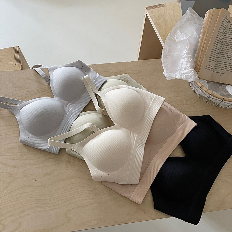 Milk Leather Bra. Sports Suspenders