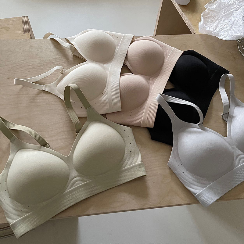 Milk Leather Bra. Sports Suspenders